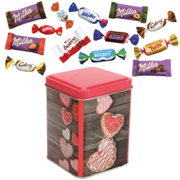 Petite boite carrée garnie...